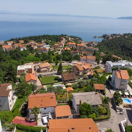 Apartmán Chiara Opatija - Housing With Sea View Ičići