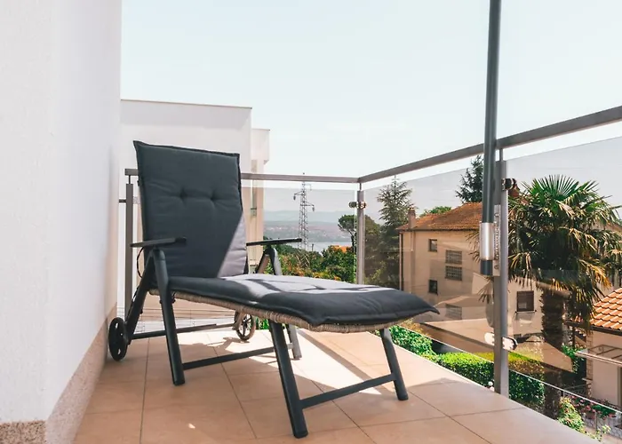 Chiara Opatija - Housing With Sea View Ičići